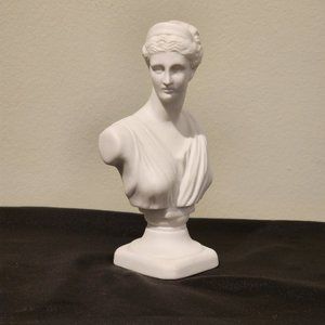 Vintage Diana of Versailles Porcelain Bust